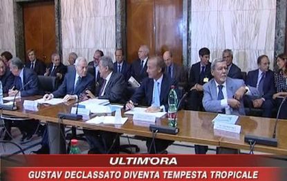 Berlusconi: Su Alitalia i sindacati non potranno dire di no