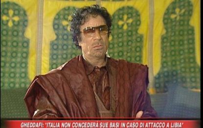 Gheddafi: L'Italia non darà basi Nato contro di noi