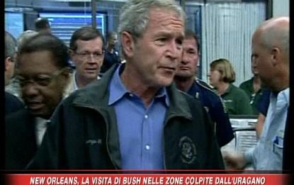 New Orleans, Bush visita le zone colpite dall'uragano Gustav
