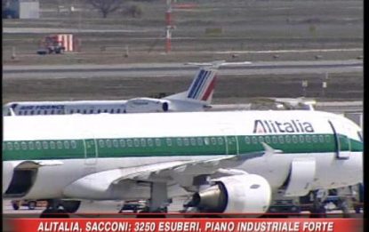 Alitalia, Sacconi: Gli esuberi saranno 3.250