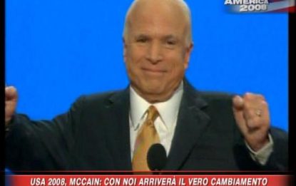 John McCain: "Ho il passato e le cicatrici dalla mia parte"