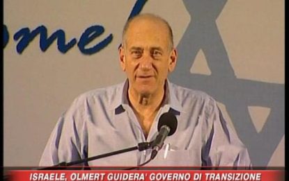 Israele, Olmert premier fino al 2009 anche se incriminato