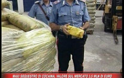 Blitz al porto di Salerno: maxi sequestro di droga