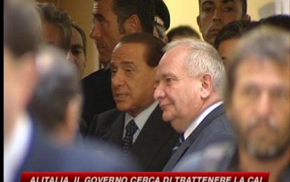 Alitalia, Berlusconi: "Non ci sono alternative a Cai"