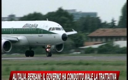 Alitalia, manca il "sì" di hostess e steward