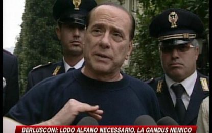 Berlusconi: "Gandus mio nemico"