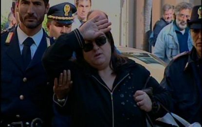 Napoli, moglie di Schiavone scarcerata e arrestata di nuovo