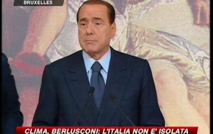 Via al vertice Ue sul clima, Berlusconi: Non siamo isolati