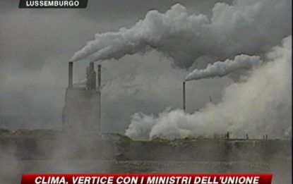 Clima, continua braccio di ferro Italia-Ue