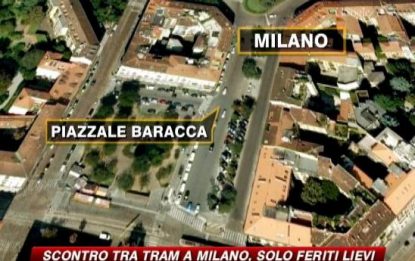Milano, 15 feriti lievi in uno scontro tra tram