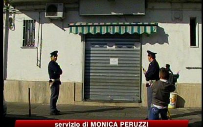 Napoli, sparatoria in una sala giochi: 5 ragazzi feriti