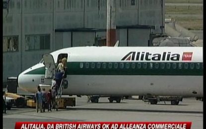 Alitalia, piloti e assistenti si fermano il 25 novembre
