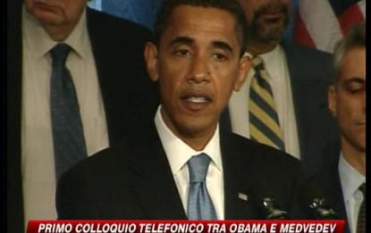 Obama chiama Medvedev e domani incontra Bush