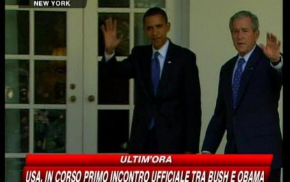 Obama incontra Bush alla Casa Bianca: via alla transizione