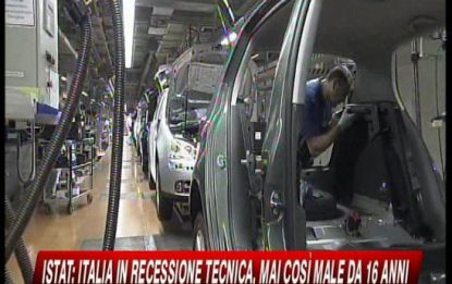 Istat: l'Italia in recessione, mai così male da 16 anni