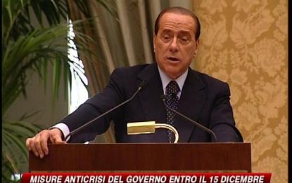 Crisi, Berlusconi promette aiuti alle famiglie