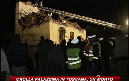 Crolla una palazzina in Toscana, muore un uomo
