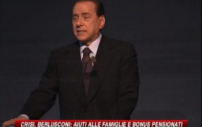 Berlusconi agli industriali: "Ottimismo per uscire da crisi"