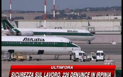 Alitalia, Fantozzi taglia ancora. Da oggi 200 voli in meno