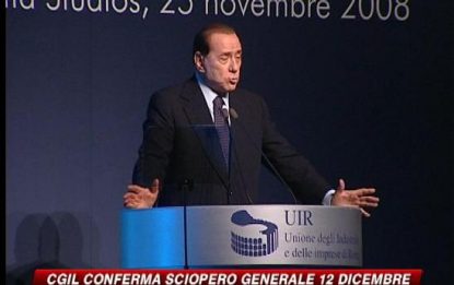 Berlusconi: "Difficile tagliare le tredicesime"