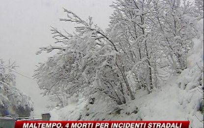 Freddo e neve sull'Italia: 4 morti sulle strade
