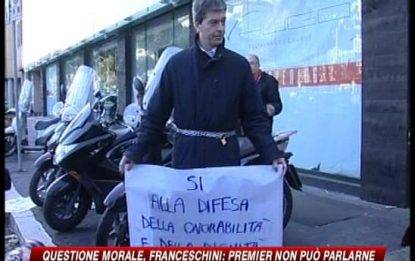 Fondiaria, Domenici si incatena davanti a "la Repubblica"