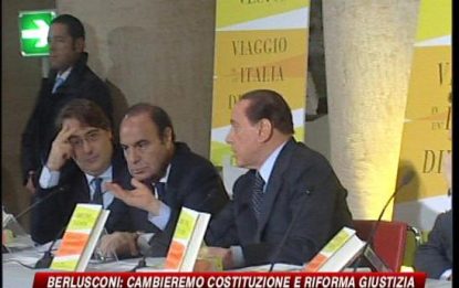 Giustizia, Berlusconi: cambieremo la Costituzione
