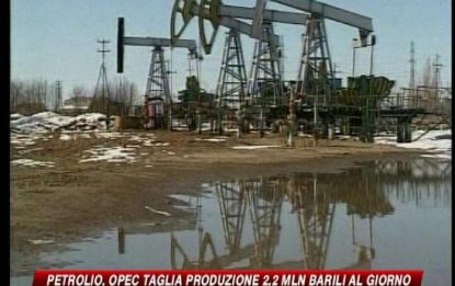 L'Opec taglia la produzione di petrolio