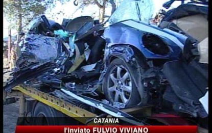 Ragusa, quattro morti in uno scontro tra un'auto e un tir