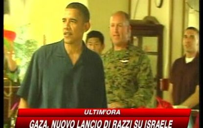 Le vacanze di Obama: visita ai marines alle Hawaii