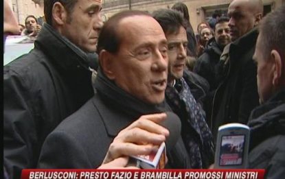 Berlusconi: se escono certe mie telefonate lascio l'Italia
