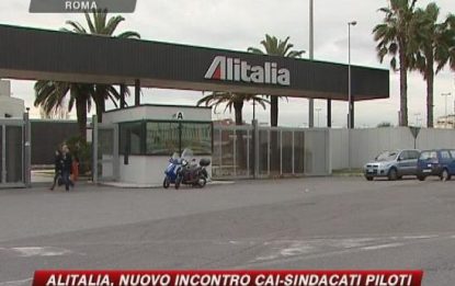 Alitalia, nuovo incontro Cai-sindacati piloti