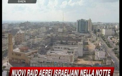 Olmert: offensiva aerea contro Hamas è solo la prima fase