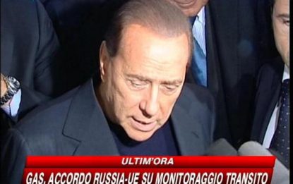 Berlusconi attacca Veltroni: "Con Bossi nessun problema"