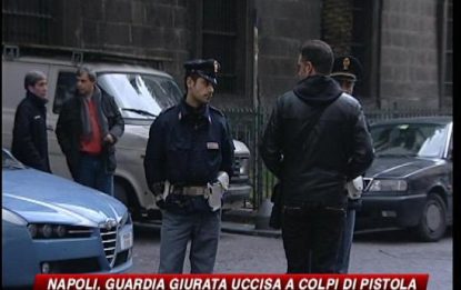 Napoli, agguato in centro: uccisa guardia giurata