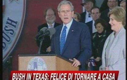 Bush in Texas: "Felice di tornare a casa"