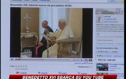 Il Papa sbarca su YouTube e benedice internet