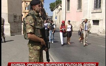 Sicurezza, Berlusconi: aumentare il numero dei militari