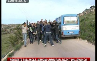 Lampedusa, ancora tensione dopo la protesta
