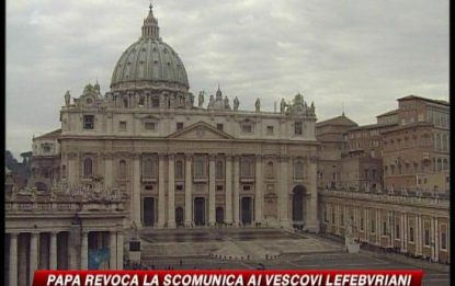 Vaticano, il Papa perdona i lefevbriani