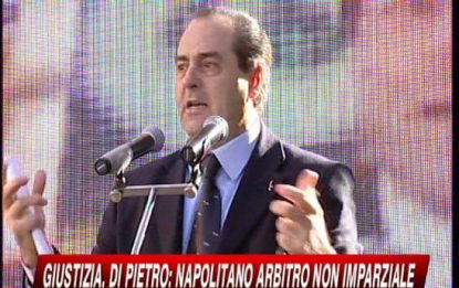 Di Pietro attacca Napolitano, il Colle: ci offende