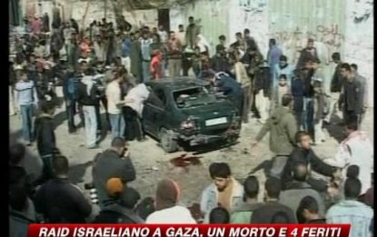 Raid israeliano a Gaza, un morto e 4 feriti