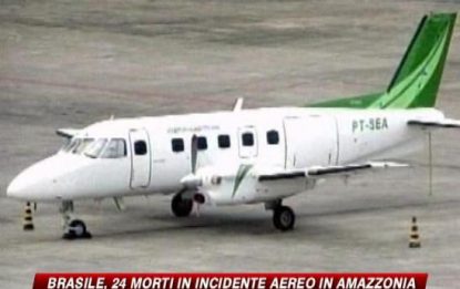 Brasile, precipita aereo: 4 superstiti tra i 28 a bordo