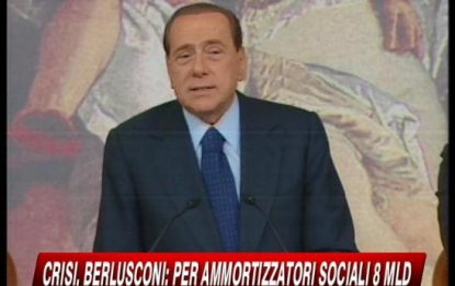 Crisi, Berlusconi: "Siamo preoccupati"