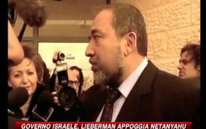 Israele, Lieberman si schiera con Netanyahu