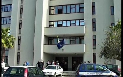 Bolzano, aiuto parroco laico arrestato per pedofilia