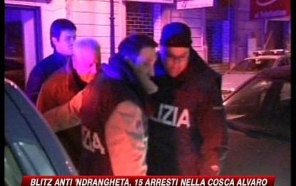 Blitz anti 'ndrangheta, 15 arresti nella cosca Alvaro