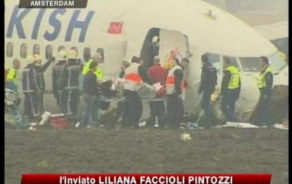 Amsterdam, si schianta aereo turco: 9 morti e 50 feriti
