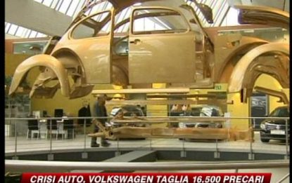 Auto, Volkswagen taglierà tutti i 16.500 precari