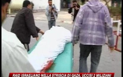 Raid israeliano nella Striscia di Gaza: 2 morti